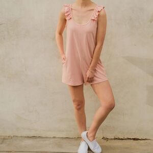 Smash And Tess Women's Sweetheart Shorty Romper In Pink Sleeveless Ruffle Size L